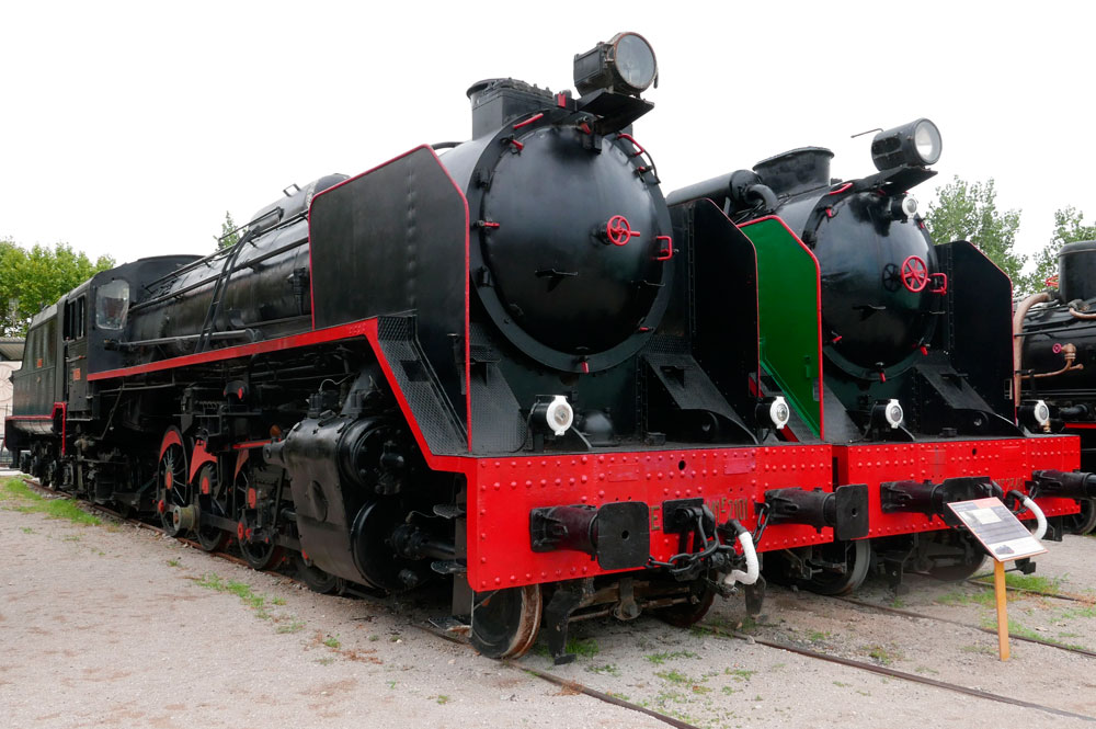 Locomotores de vapor 141F- 2101 i 141F-2348. Mikado