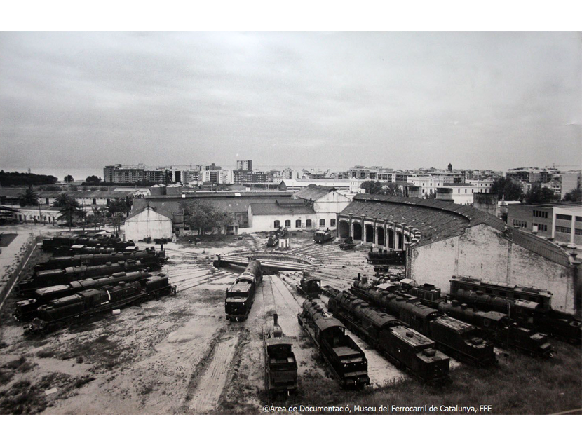Vista elevada de la rotonda del Museu del Ferrocarril de Vilanova i la Geltr
