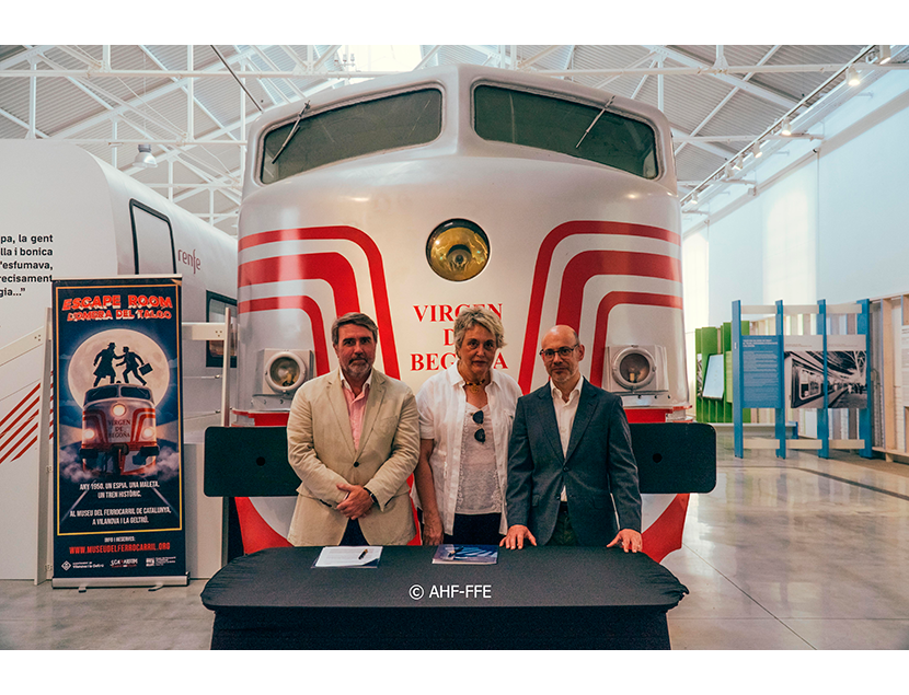 Presentaci�n tren del Centenario en el Museo del Ferrocarril de Catalu�a